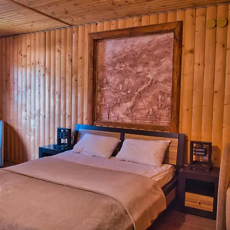 Hotel новий *