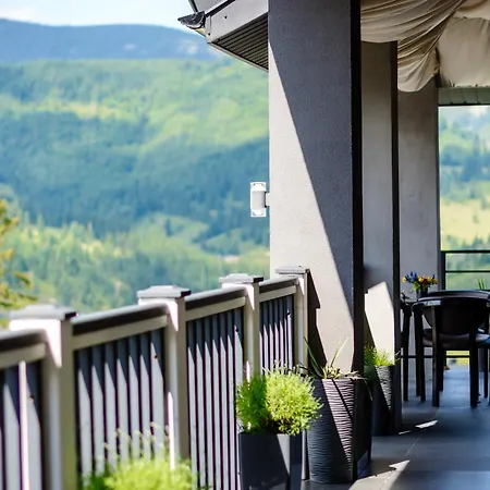 Hotel севеней *