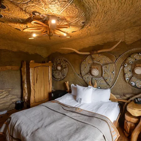 Stara Pravda - History Hotel 2*