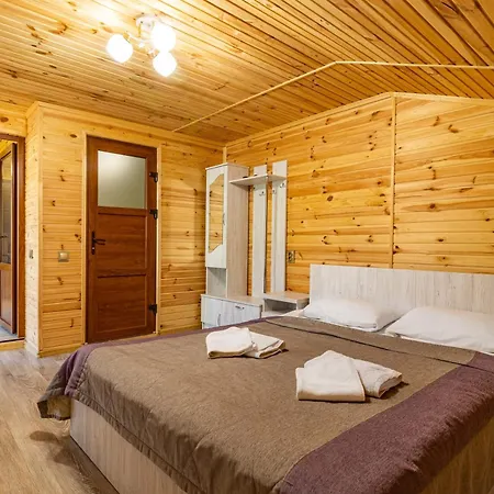 Smerichka Hotel *