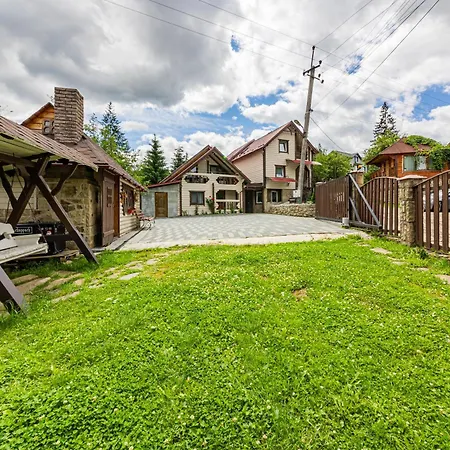 Holiday home затишні Svi