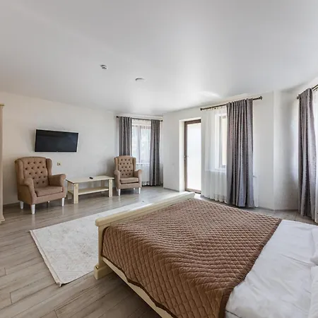 Hotel Premium & *