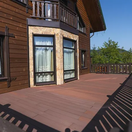 Chalet Nordian Next To Lift *