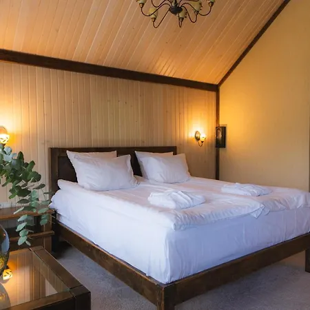 Chalet Nordian Next To Lift *
