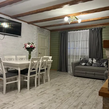 Aura Karpat Guest house *