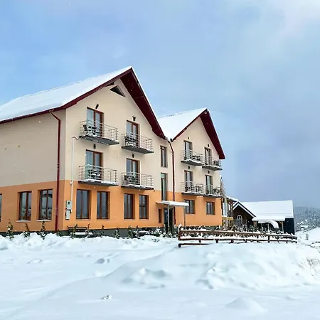 шепіт лісу Hotel