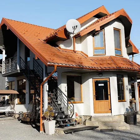 Zatyshok Nad Prutom Bukovel