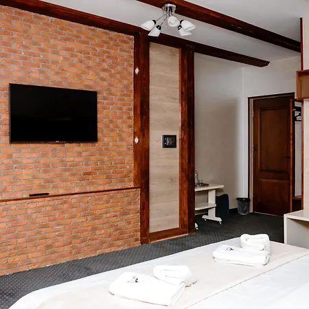 севеней Hotel