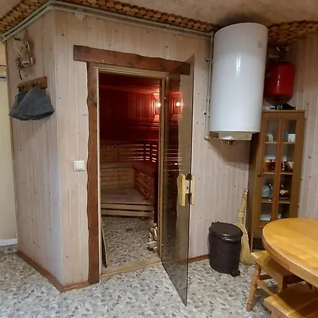 Guest house 