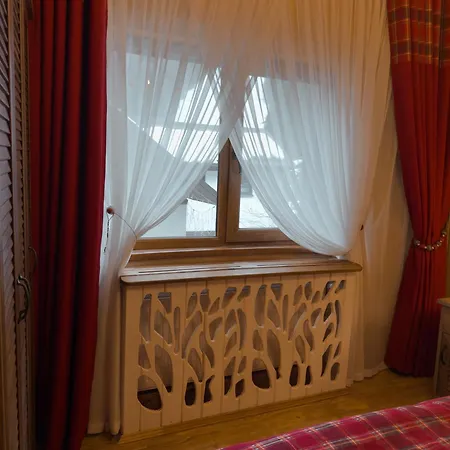 Blanc Hotel *