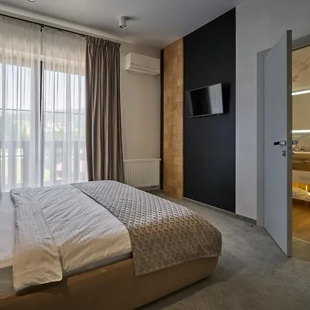Greitser Elit Chalet