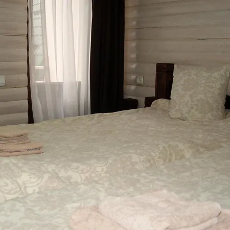 Hotel Morishka & *