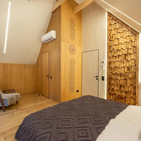 Skogur - & Chalet Bukovel