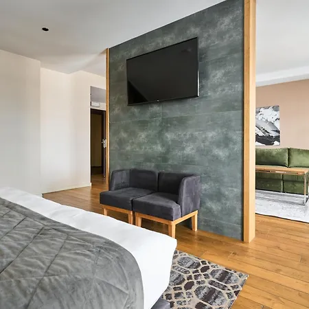 Hotel F&b 4*