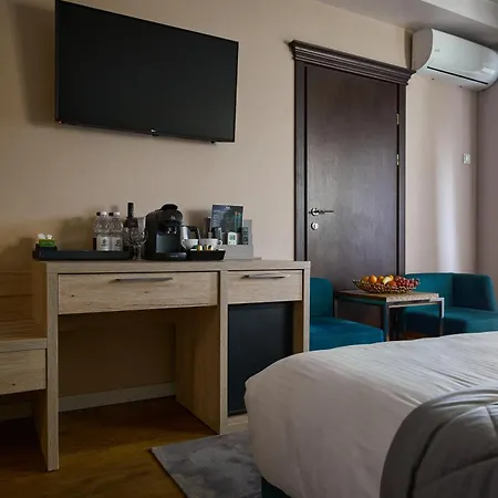 Hotel F&b 4*