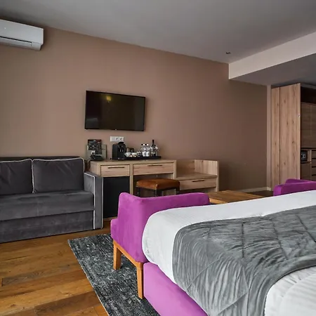 F&b Hotel