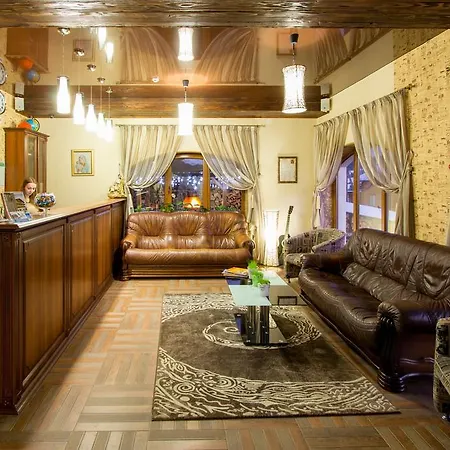 Hotel Plus *