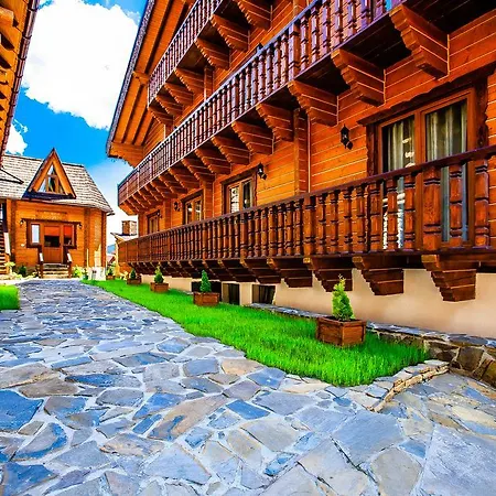 Hotel Plus *