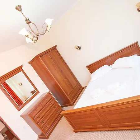Hotel Skilandhouse 3*