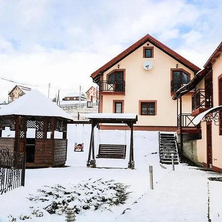 Vershina Bukovelyu Guest house *