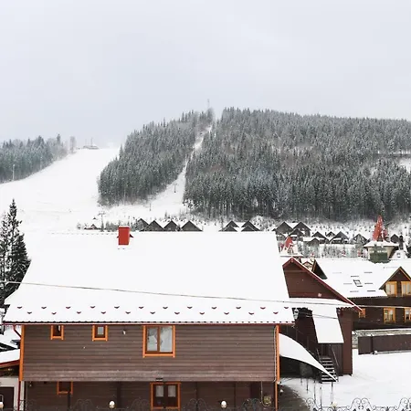 Vershina Bukovelyu Guest house *