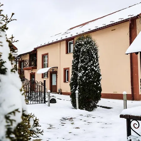 Vershina Bukovelyu