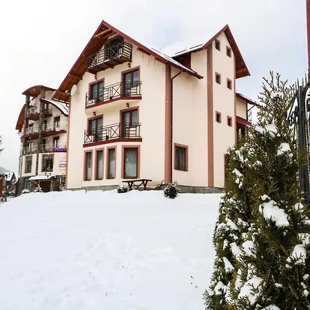 Guest house Перлина Карпатських Гір Bukovel