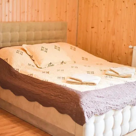 Guest house Перлина Карпатських Гір Bukovel