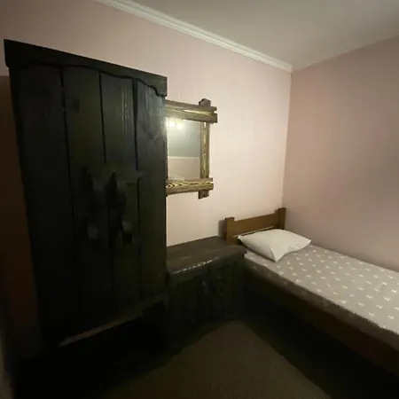 Bed & Breakfast Yulita *