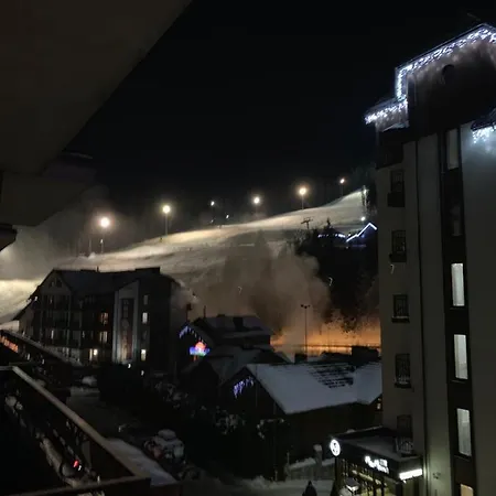 100 Metriv Vid Vytyagu Bukovel