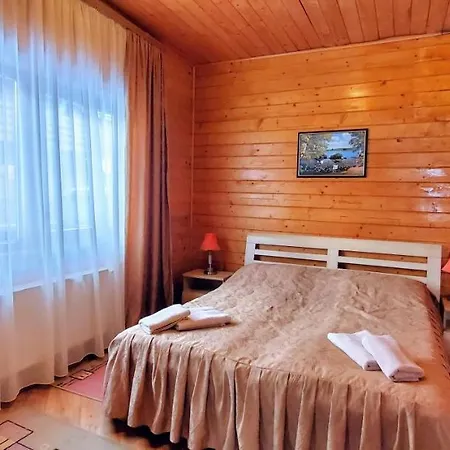 Zakhid Complex Inn *