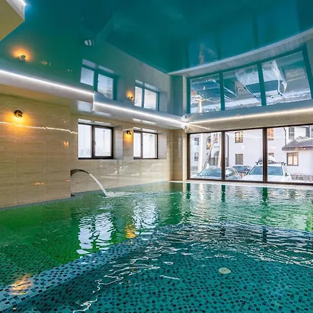 Amarena - Breakfast Included In The Price Swimming Pool Sauna Hammam Jacuzzi Restaurant Inexpensive And Delicious Food Parking Area Barbecue 400 M To Lift 1 And Complex