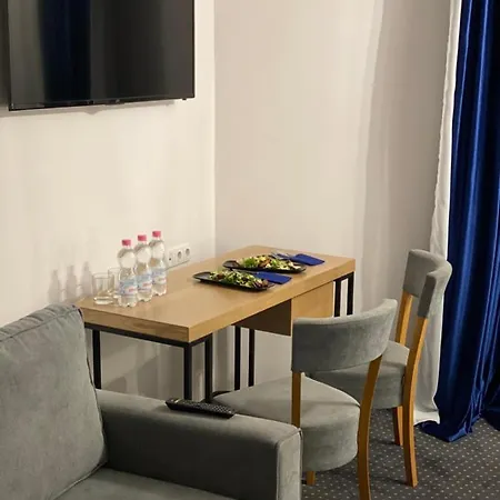 Hotel Grofa *