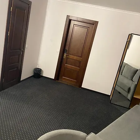 Grofa Hotel *