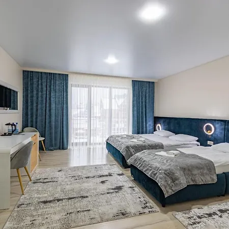 Hotel Elena *