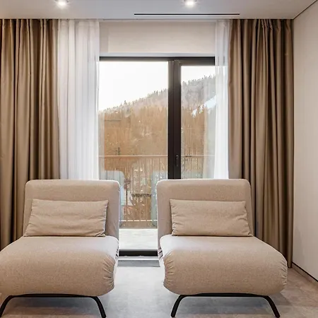 Hotel Hvoya &