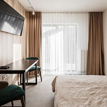 Hvoya & Hotel Bukowel