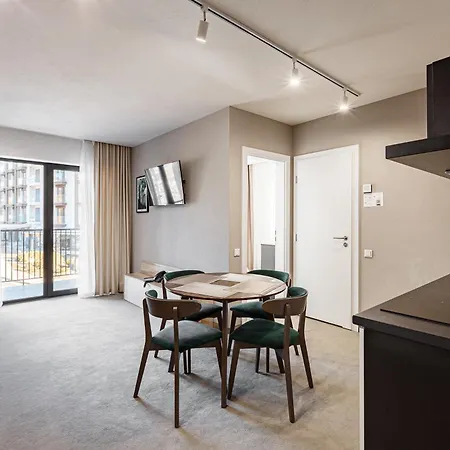 Hvoya & Hotel 3*