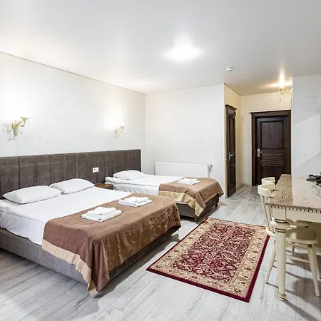 Hotel Diamond White