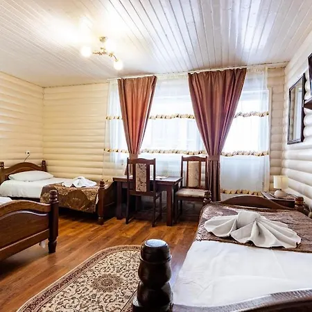 Hotel Victoria *