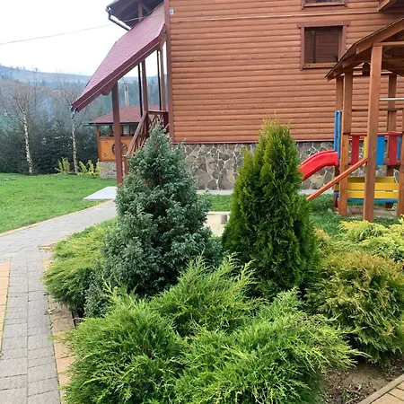 Aura Karpat Guest house *