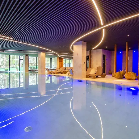 Hotel Hvoya & Bukowel