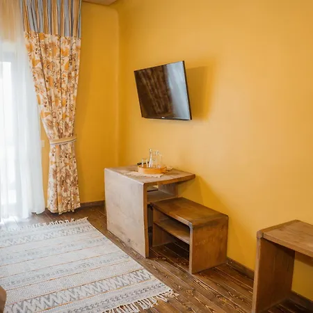 Monysto Hotel