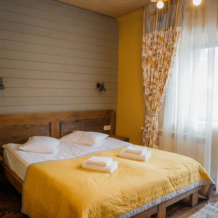 Hotel Monysto *