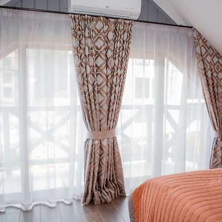 Monysto Hotel