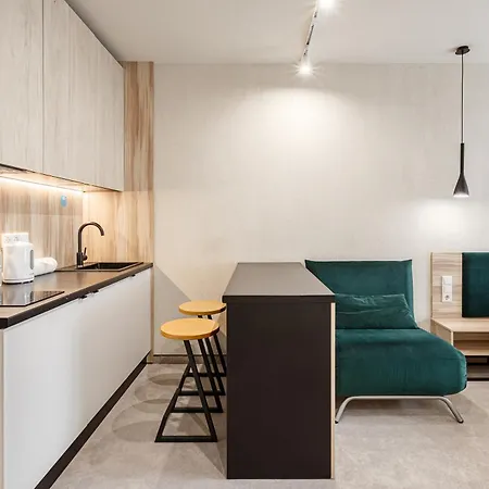 Hotel Hvoya & 3*