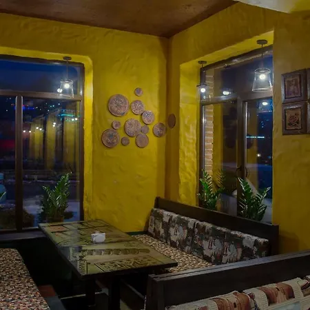 Monysto Hotel