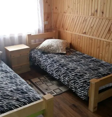 буковеньки гостинний дім та Guest house *