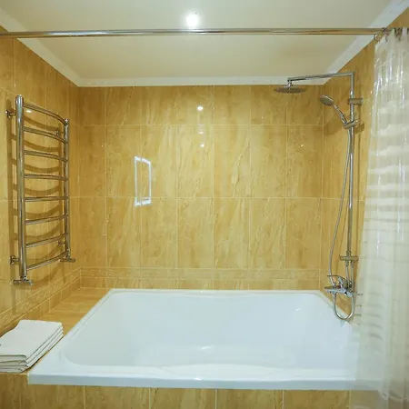 Hotel Home Hotel 3*