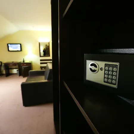 Hotel Home Hotel